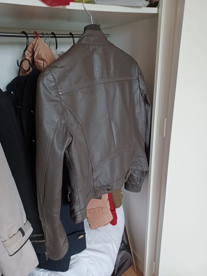 Perfecto en cuir - photo numéro 4