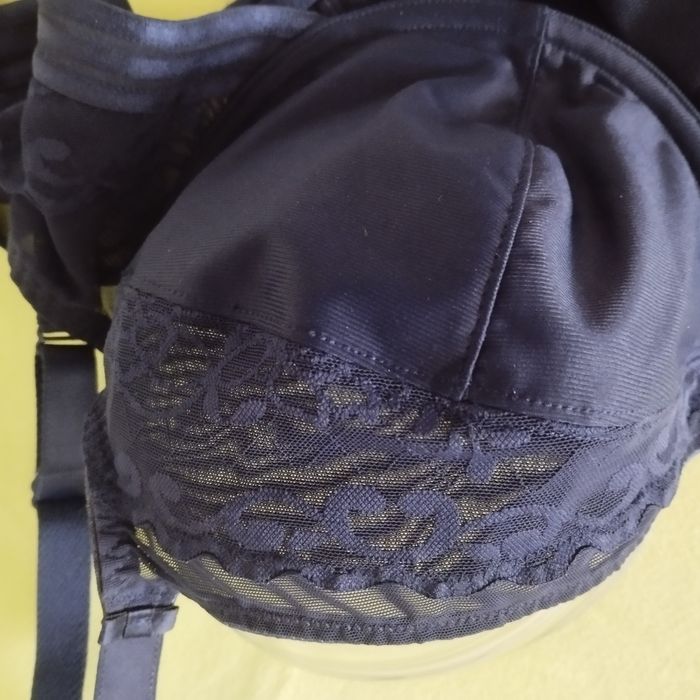 Soutien-gorge Neuf 95D armature - photo numéro 4