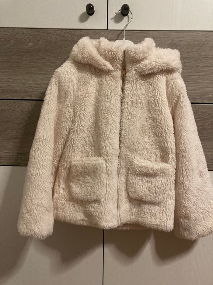 Gilet fausse fourrure 8 ans - photo numéro 1