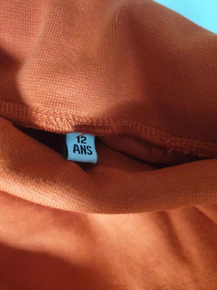 Sous pull orange mixte fille ou garçon Taille 12 ans - photo numéro 3