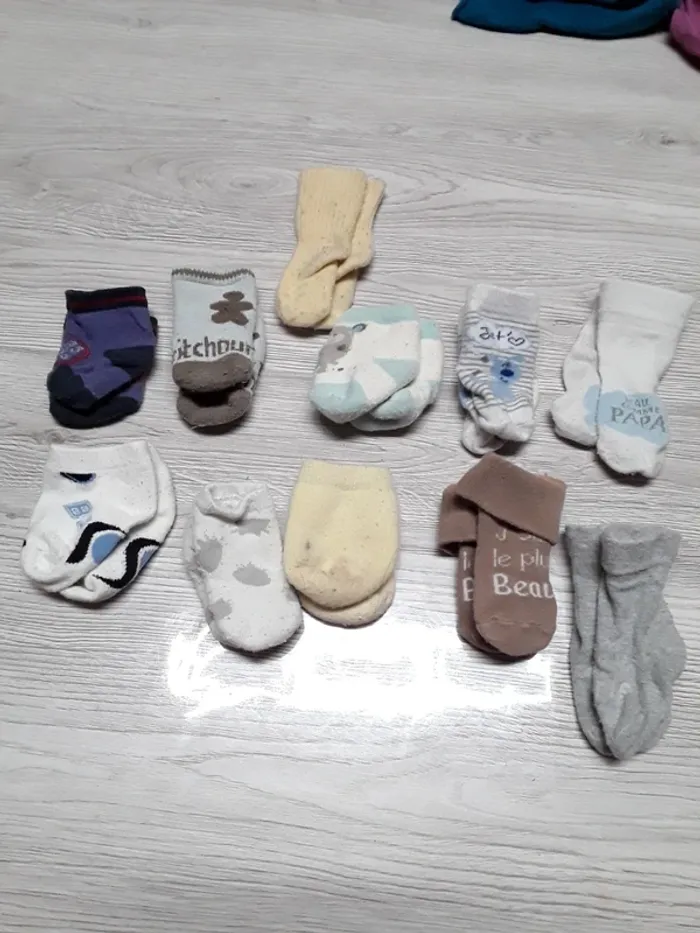 Lot chaussettes de naissance