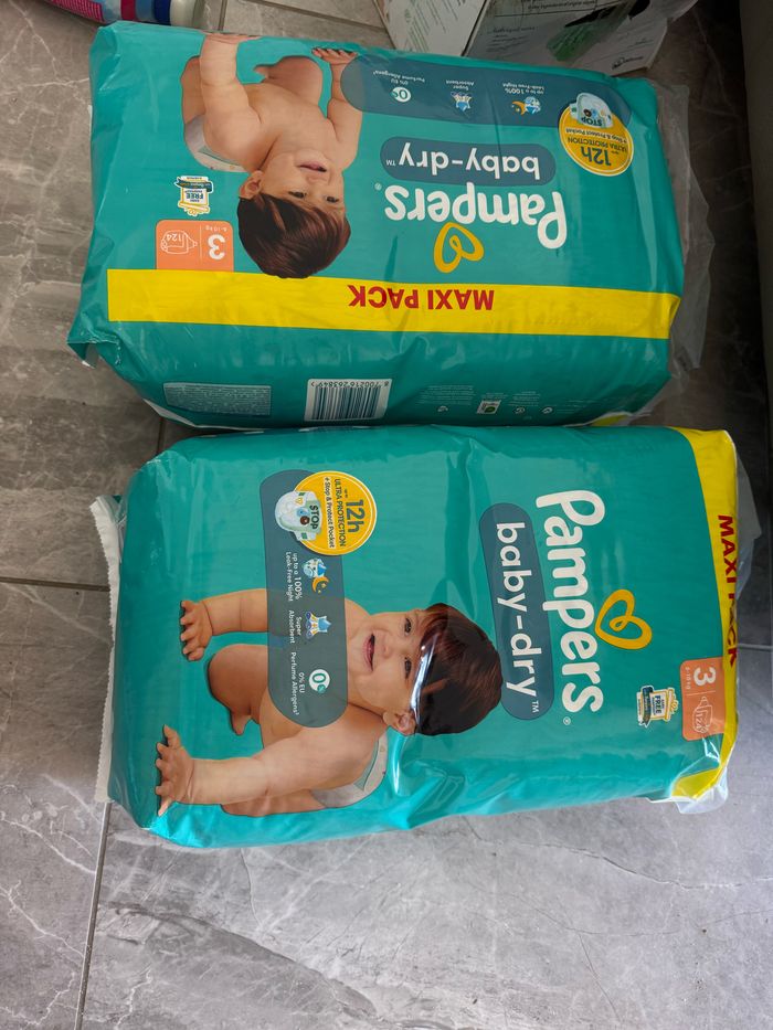 Couches T3 Pampers baby dry
