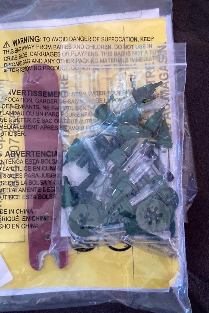 Sapin artificiel Aspen pré-illuminé de 2,3 m (7,5 pi) avec 700 lumières DEL SureBright à effets - photo numéro 2