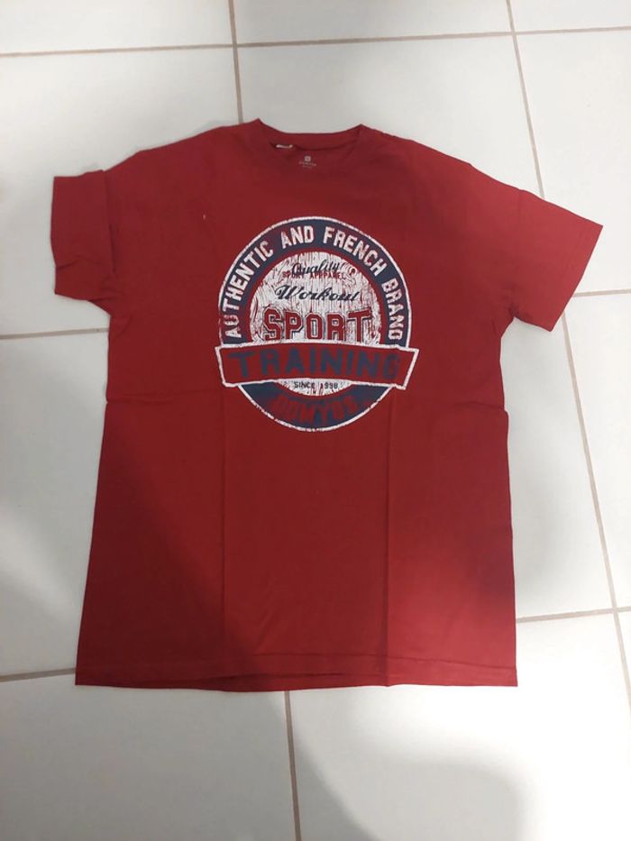 Magnifique tee-shirt Domyos état neuf - photo numéro 5