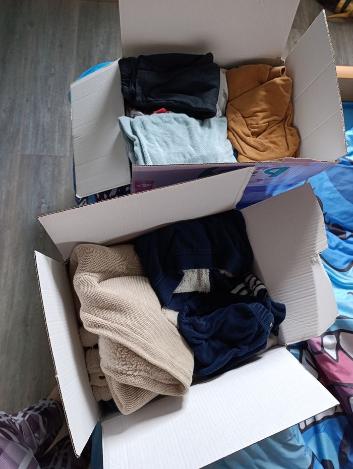 Lot de vêtements garçon