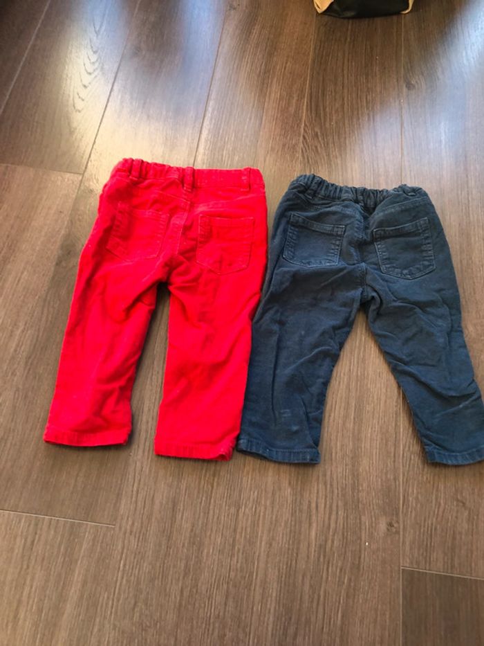 Lot 2 pantalons velours bébé 9 mois grands - photo numéro 2