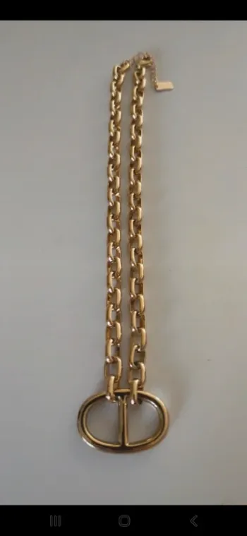 Collier doré