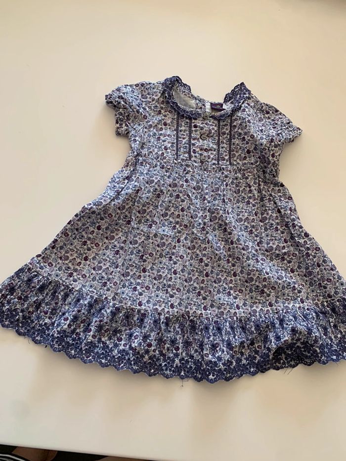 Lot 3 robes été motifs fleurs 18 mois - photo numéro 9