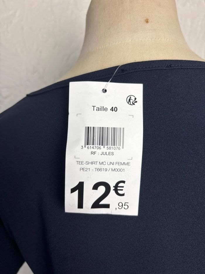 Tee shirt col V bleu marine taille 40 femme - photo numéro 3
