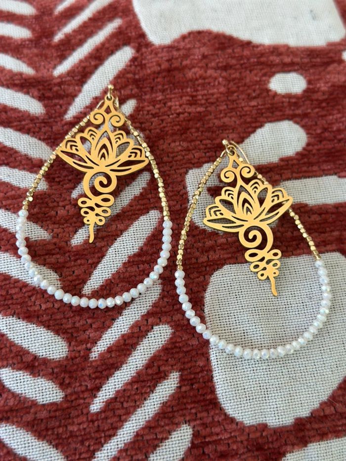 Boucles d’oreilles or neuves - photo numéro 4
