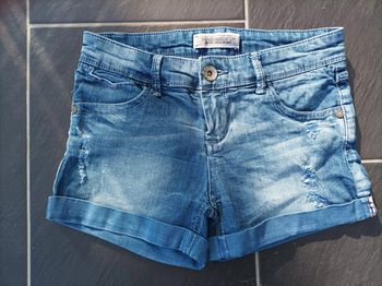 Short jean femme Stradivarius T 34