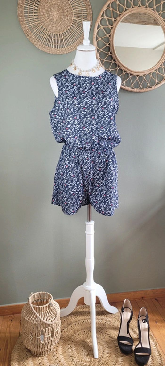 Jolie combinaison short Disney Taille M - photo numéro 3