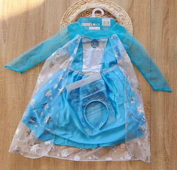 Robe reine des Neiges 🌨 Neuve 3/5ans