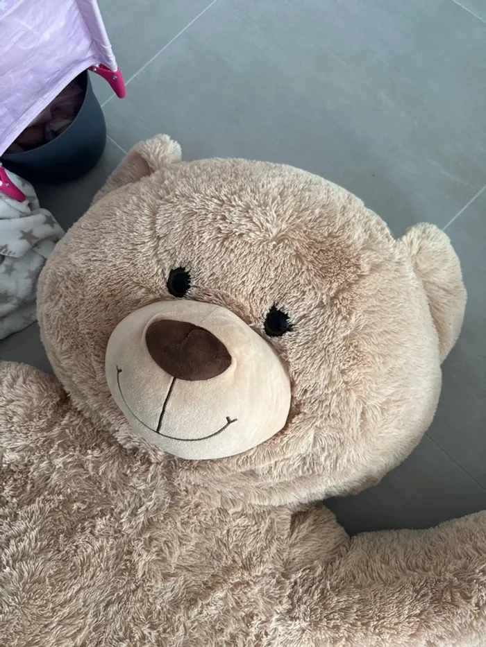 Grand ours en peluche parfait pour décoration chambre babyshower baptême ou autre - photo numéro 2