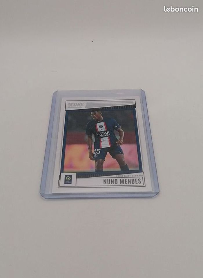 Carte Panini score Ligue 1 2022-23 Nuno Mendez n°150. - photo numéro 2