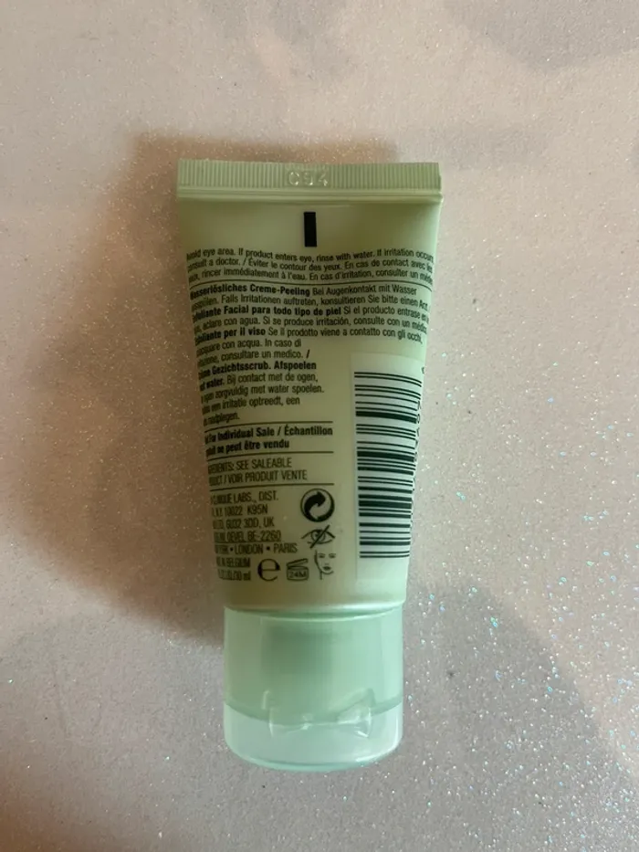 Crème gommante quotidienne 30 ml Clinique - photo numéro 2