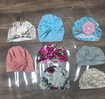 Lot bonnets bandeaux bébé