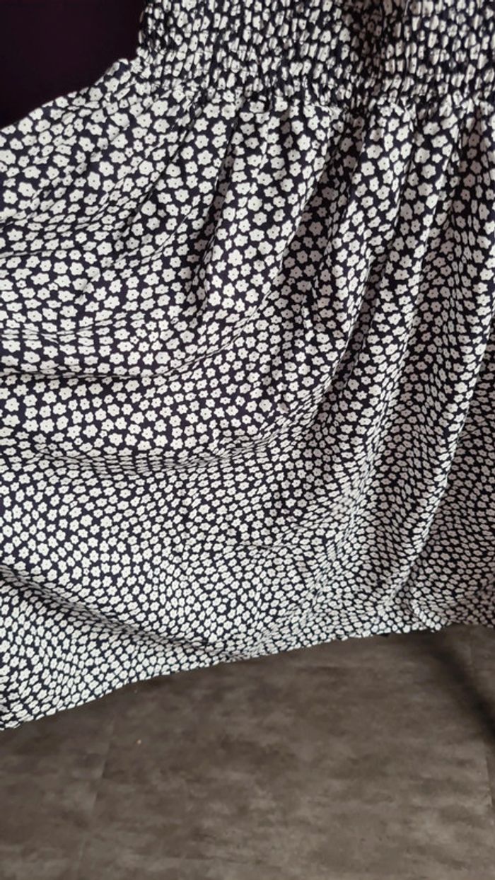 Robe fleuri noir et blanc - photo numéro 3