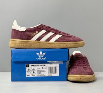 adidas Originals Handball Spezial (Rouge) - Tir réel     39