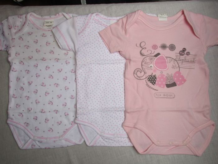 Lot de 3 body, 6 mois