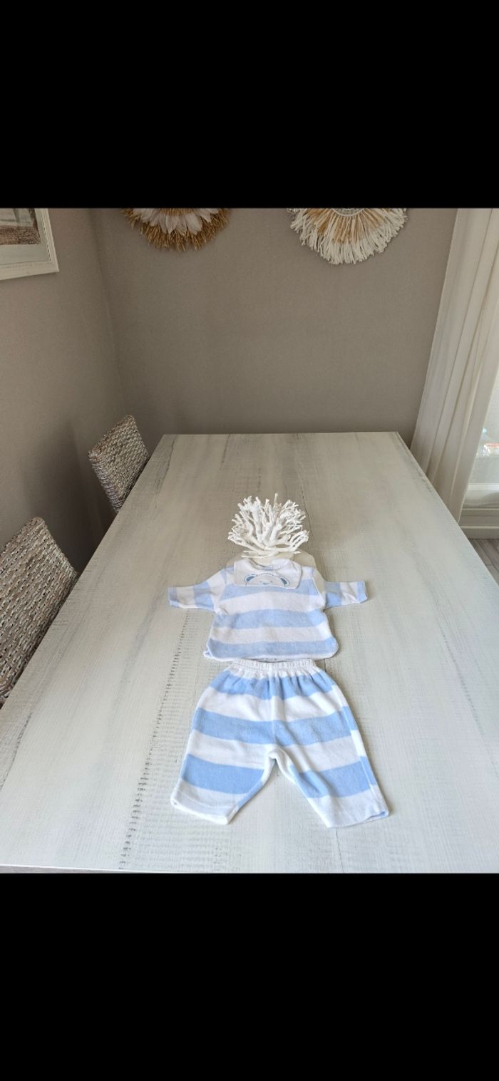 Ensemble bébé 1 mois - photo numéro 2