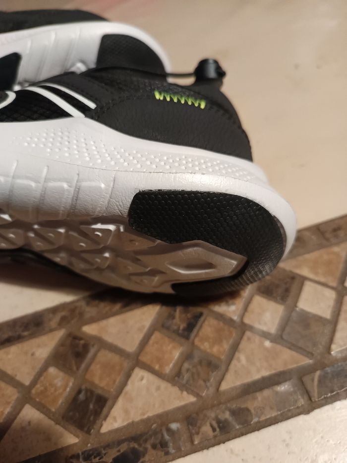 Baskets enfant - photo numéro 8