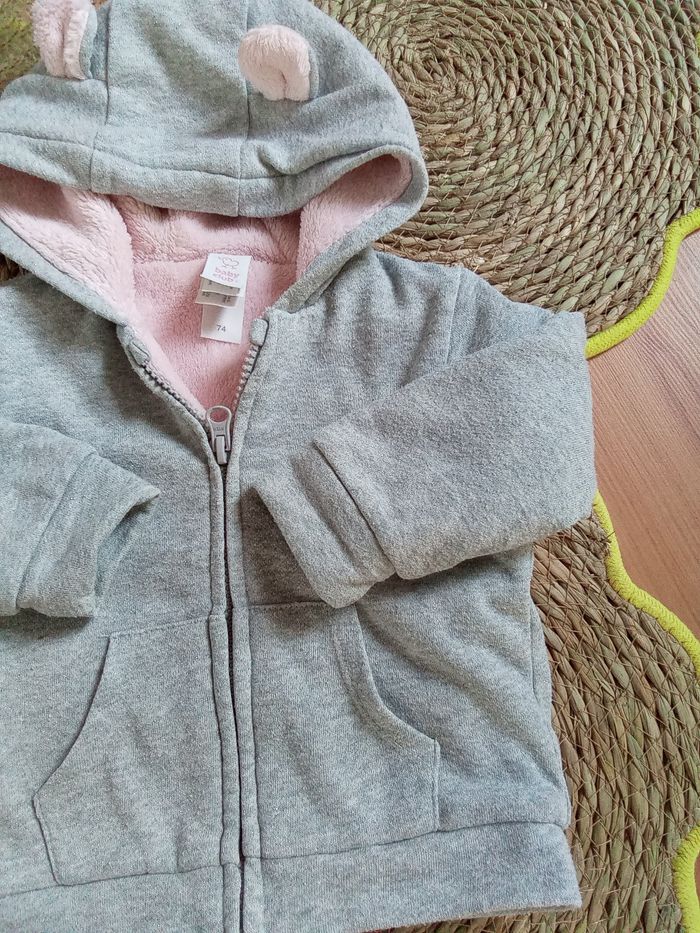 Veste polaire grise à paillettes grises avec capuche Baby Club taille 12 mois - photo numéro 4