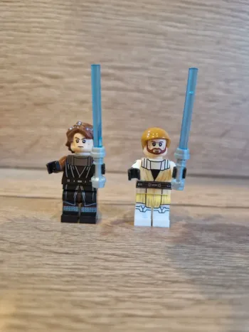 Figurines type lego Jedi Anakin Skywalker et Obiwan star wars