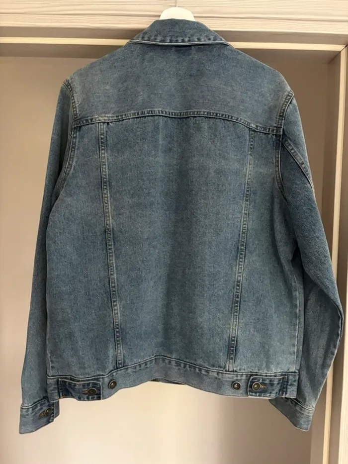 Veste en jeans Celio taille L en parfait état - photo numéro 3