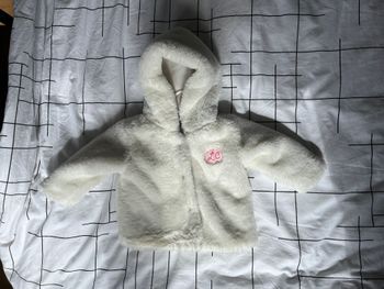 Manteau a capuche