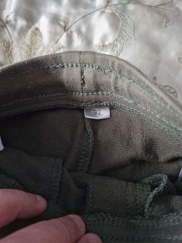 Très beau pantalon cargo taille  élastique - photo numéro 9