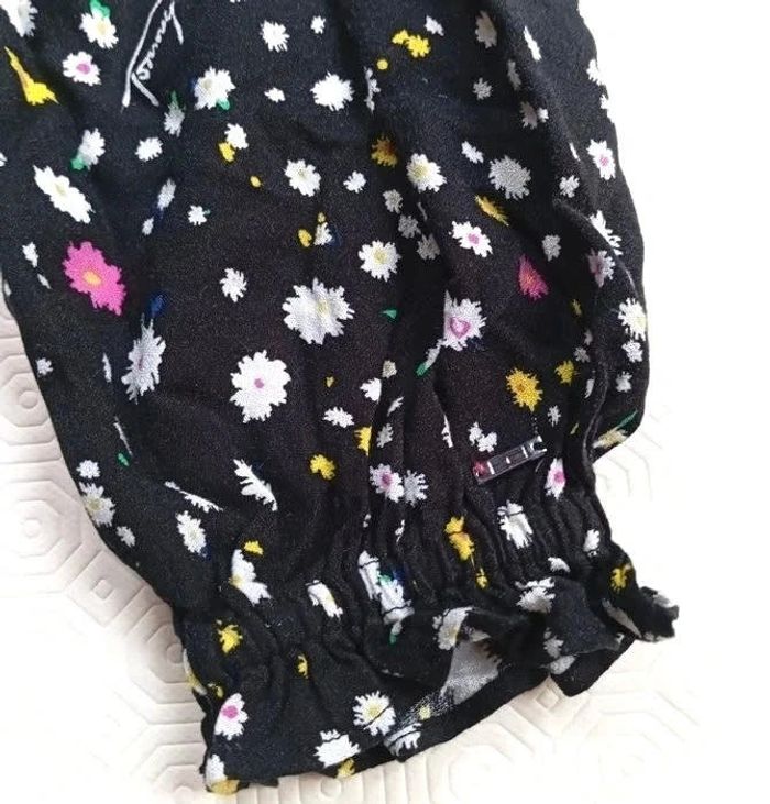 Blouse Noir a Motif Floral Tommy Jeans. Pour Femme. Taille XS - photo numéro 4