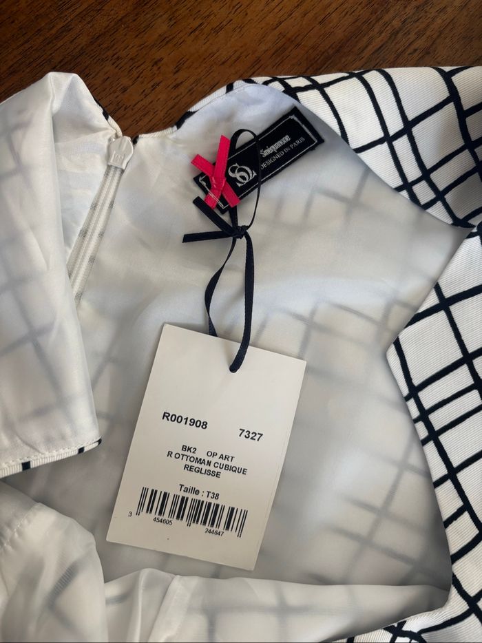 Robe sinéquanone neuve avec étiquette effet quadrillage noir et blanc - photo numéro 6