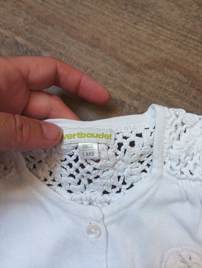 Gilet bolero blanc manches courtes Fille 5 ans broderie Vertbaudet - photo numéro 2