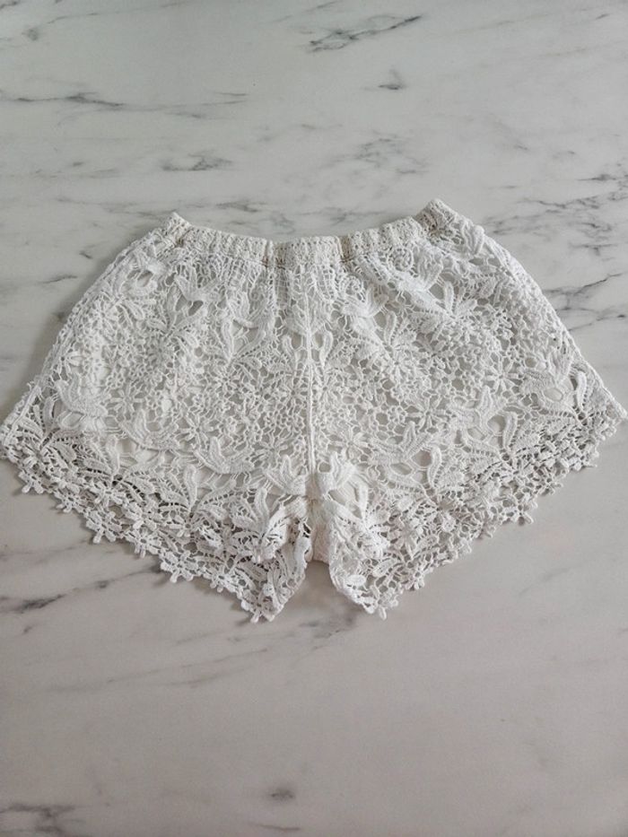 Solange short dentelle taille XS