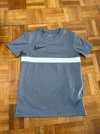 T-shirt garçon Nike dri-fit