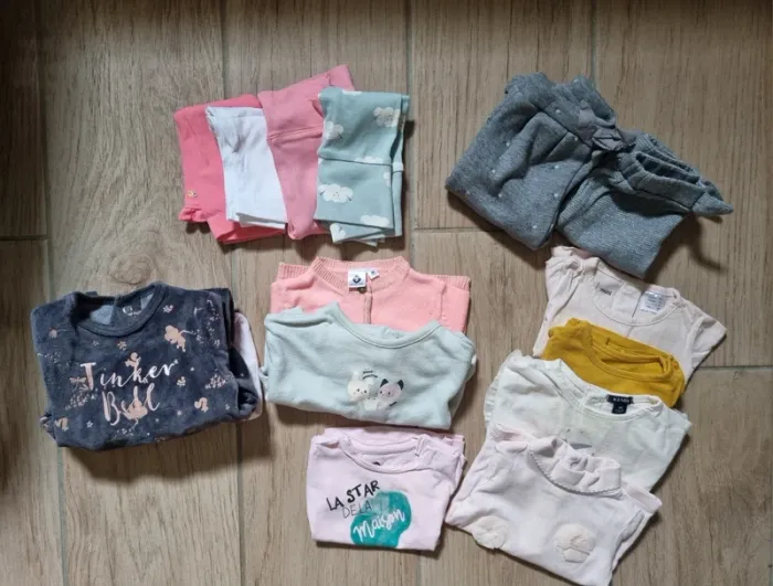 Lot de vêtements naissance à 3 mois fille