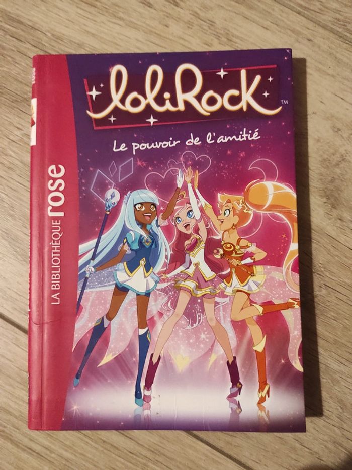 Livre bibliothèque rose