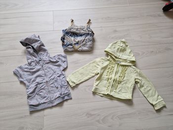 Lots vêtements 4 ans