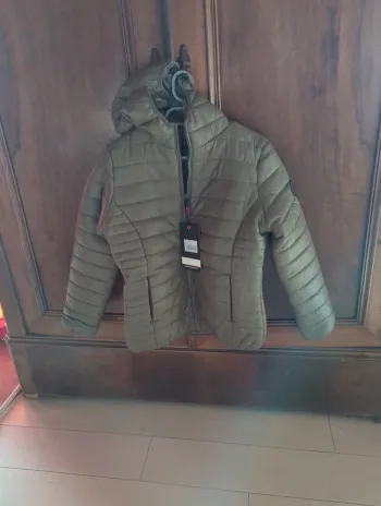 Veste matelassée neuve Canadian Peak taille M