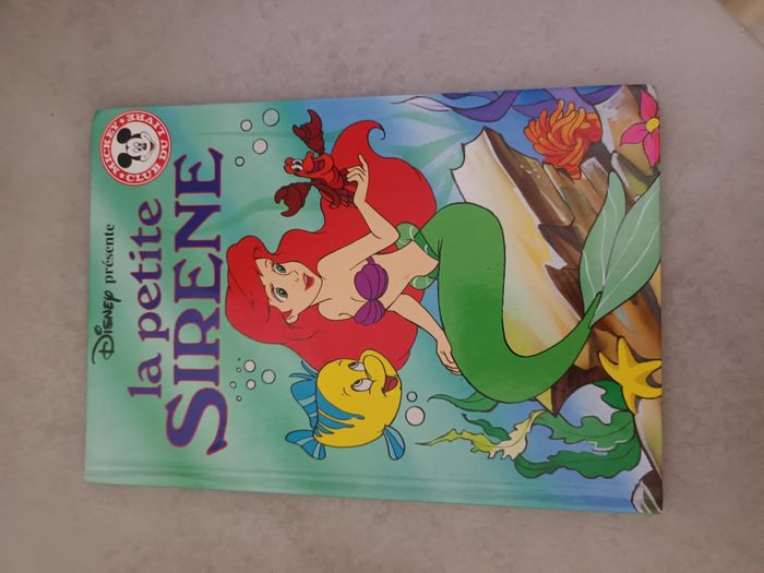 Livre la petite sirène Disney