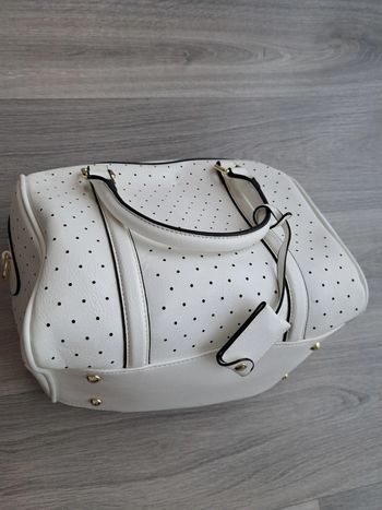 Sac à main et bandoulière neuf