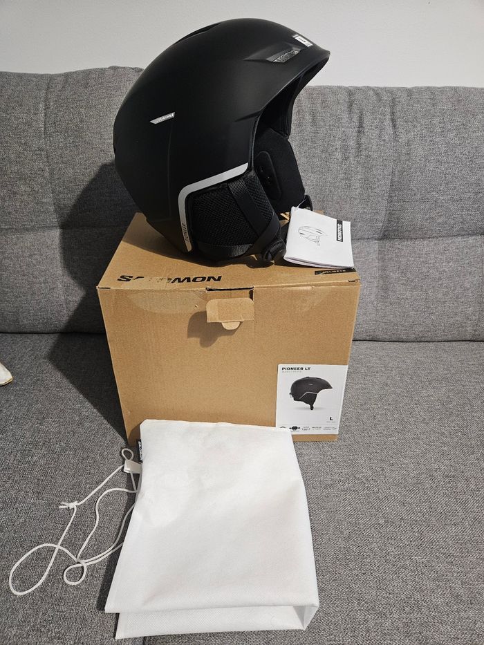 Casque de ski salomon neuf avec étiquettes Taille L