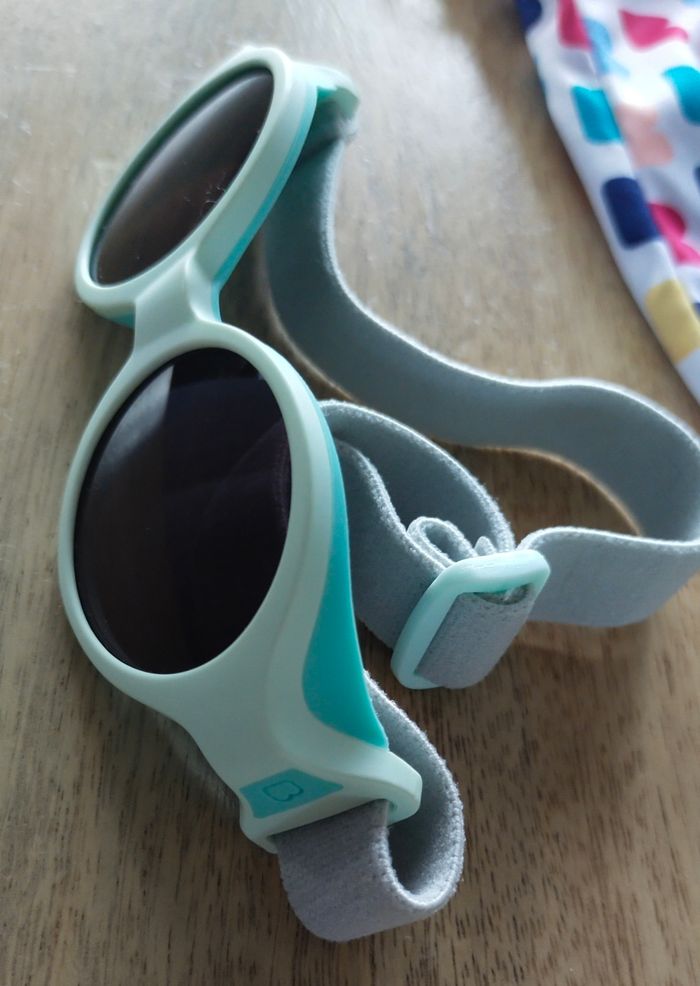 Lunettes de soleil bébé