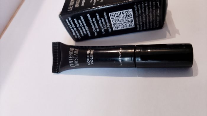 Ensemble Rouge à lèvres et mascara Givenchy - photo numéro 4