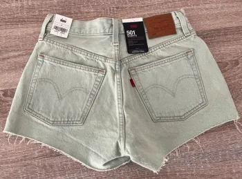 Short en jean vert pâle Levi’s 501 taille 26