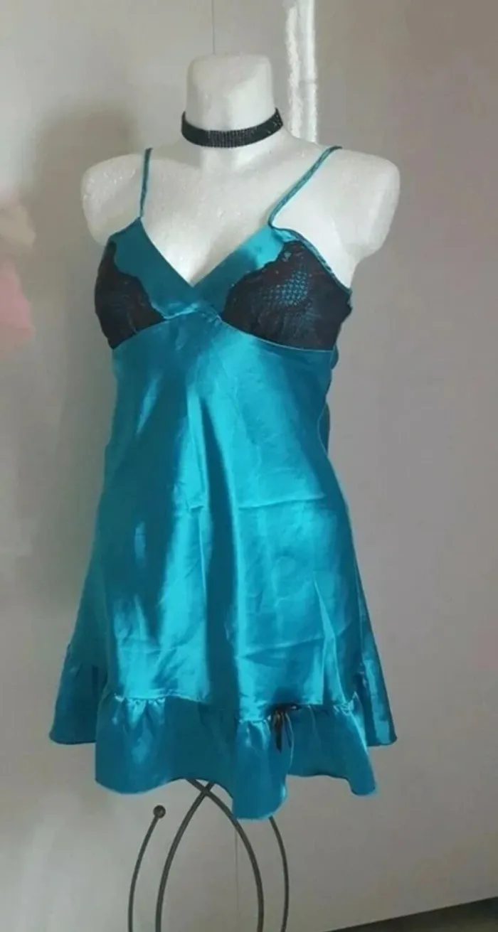 Belle nuisette satiné turquoise Collection Dream Girl T: S 36 - photo numéro 5