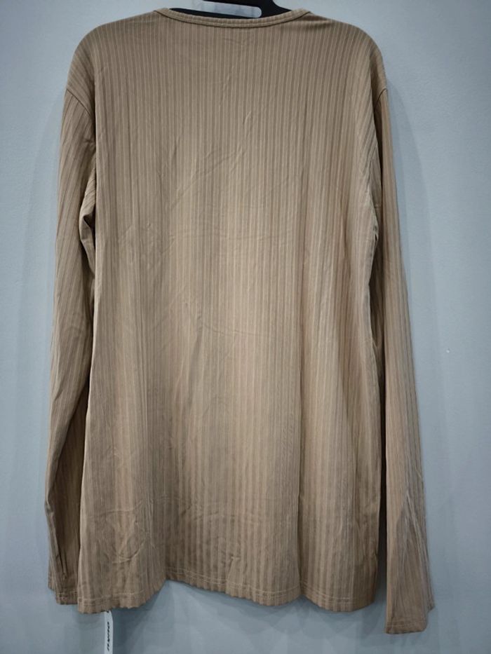 T shirt manches longues taille L neuf - photo numéro 3