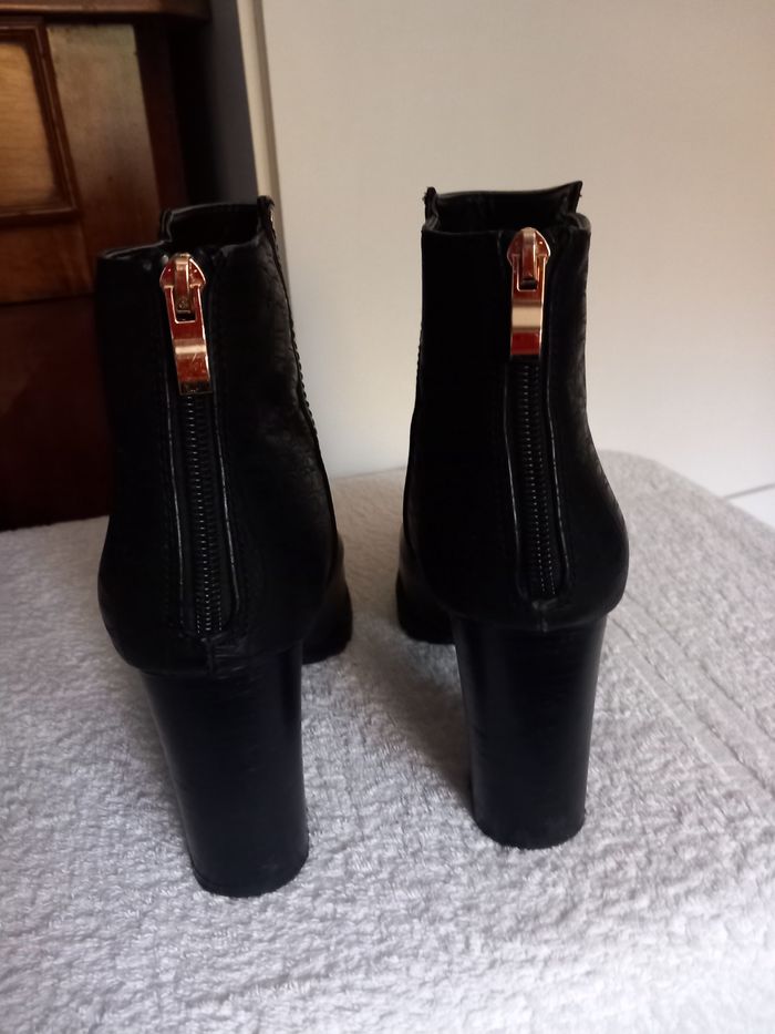 Bottines noires - photo numéro 4