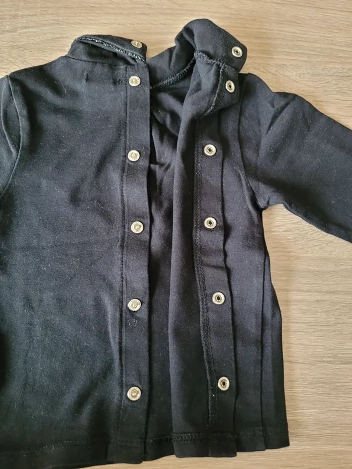 Lot sous-pulls et pull fille en 9 mois - photo numéro 4